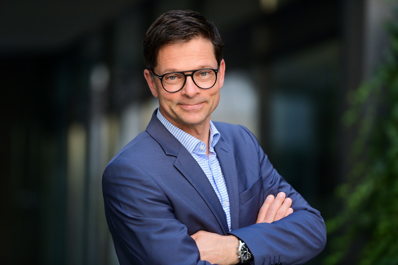 Dr. Daniel Kilper